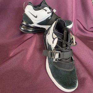 Nike Airforce 270